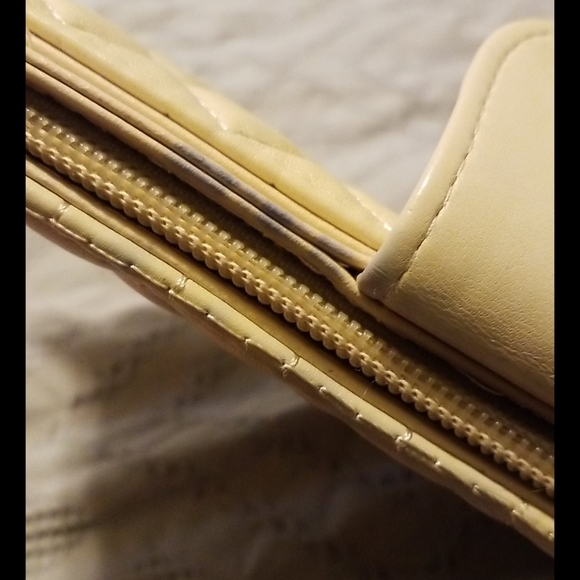 Wallet - Picture 4 of 4